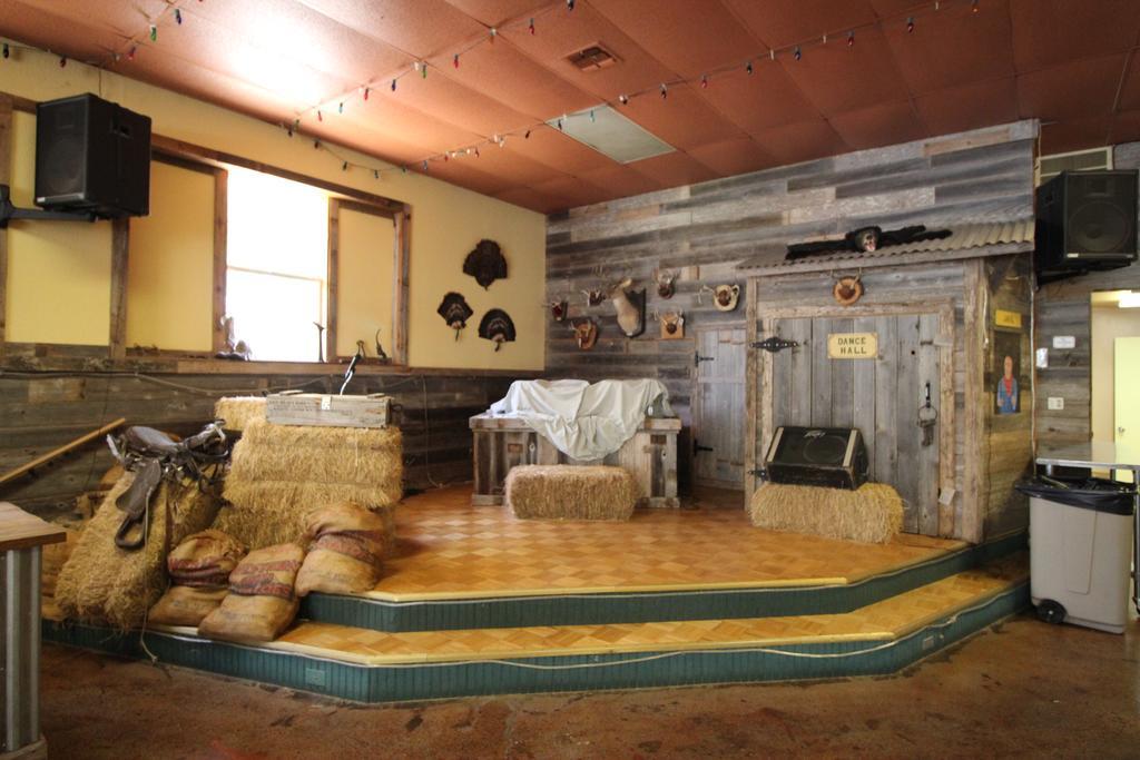 Travelers World Rv Resort San Antonio Esterno foto